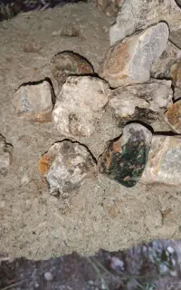 سنگ ارزشمند