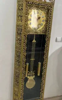 ساعت ایستاده برنجی برنزی این شکلی