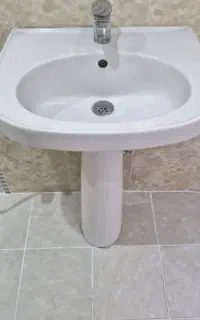 روشویی با پایه