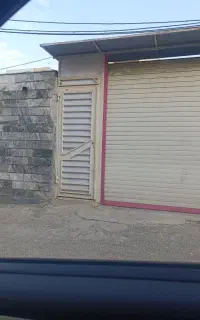 درب حیاط نونو