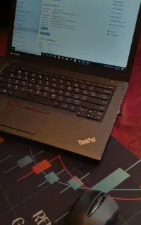 لپ تاب lenovo core i5به همراه موس و موس پد