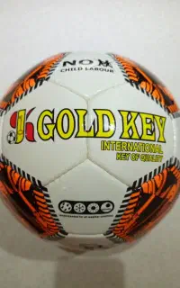 توپ فوتبال دوختی