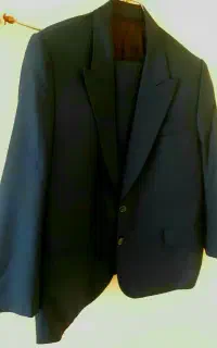 کت و شلوار در حد نو