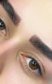 خدمات فیبروز ابرو و شیدینگ لب