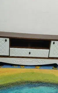 میز تلویزیون در حد نو