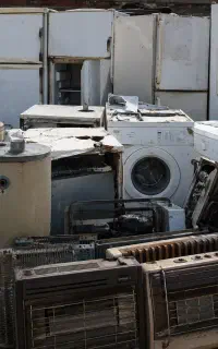ضایعات آهن، کتاب لوازم خانگی خراب و ...