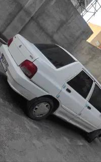پراید ۱۳۲ بی رنگ