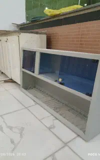 یک عددظرف شویی وآب چکان