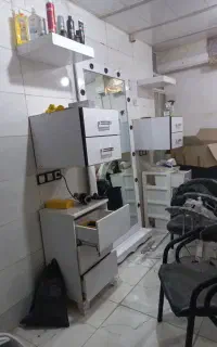 دکور و لوازم ارایشگاهی مردانه