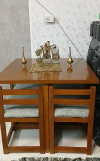 فروش تعدادی میز