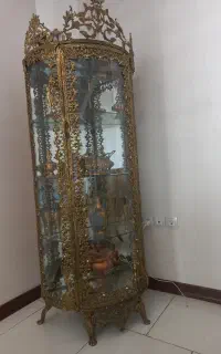 ویترین برنز