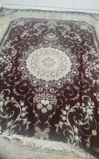 چهار عدد فرش در حد نو نگین مشهد