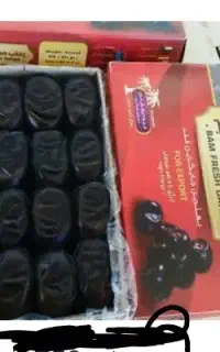 خرما 800 گرمی مشکی 48 دانه