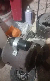 دینام ۷۰۰۰ خازن دار