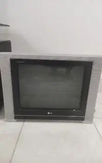 فروش تلویزیون قدیمی ۲۱ اینچ