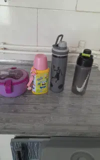 قمقمه آب مدرسه