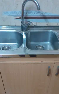 سینک نقره ای سالم و تمیز اخوان