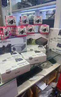 انواع پروژکتور خفنبدون نیاز به اندروید باکس و کست