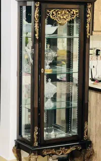 بوفه ویترین کاملا سالم