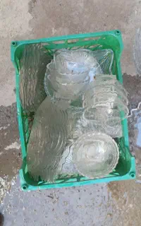ظروف شیشه ای