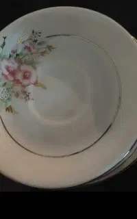 نعلبکی گل عروس کمیاب