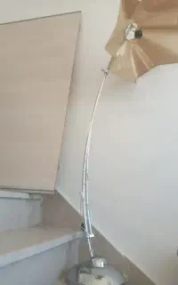 آباژوره ایستاده