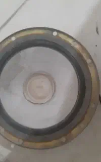 یک جفت بلندگو سالم سالم
