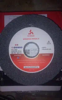سنگ سمباده ۱۵۰ محک