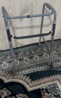 واکر چرخ دار