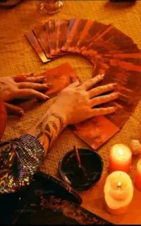 فآل تآروت ، آینهّ بینئ کآمل دقیق