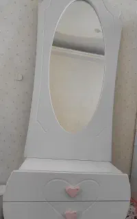 آینه و میز