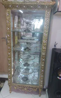 ویترین برنز