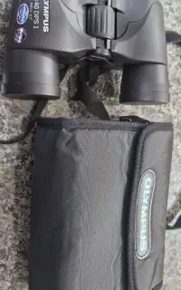 دوربین ۲چشمی المپیوس