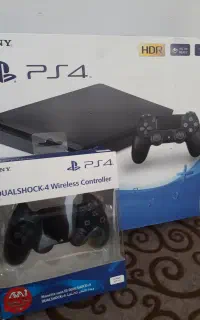 ps4 1tra (آکبند) * کادویی بوده * دو دسته پلمپ