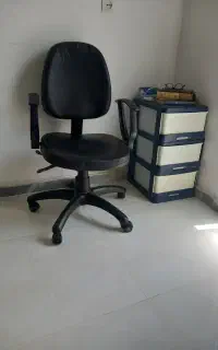 صندلی گردون جک دار مدیریتی