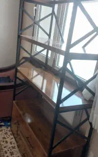 بوفه یا قفسه یا کتابخانه