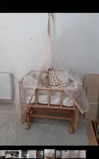 تخت گهواره ای نوزاد