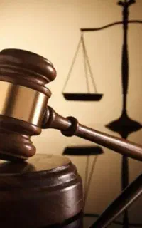 وکیل پایه یک دادگستری