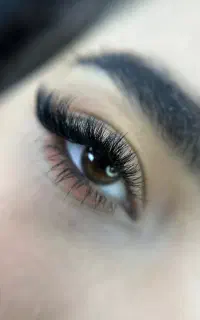 اکستنشن مژه + لیفت و لمینت