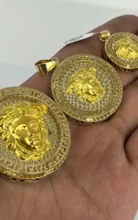 مدال طلا پیدا شده