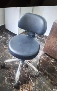 صندلی استادکار (تابوره)