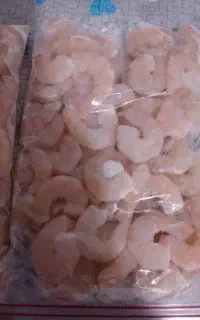 میگوی پاک کرده ورگ گیری شده