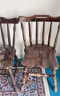 صندلی چوبی