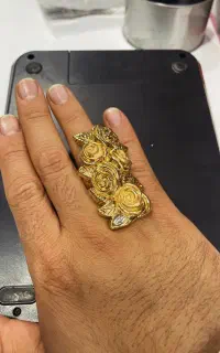 طلا ۲۰۰ بالای تابلو
