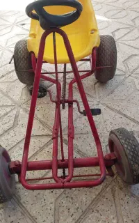 چهار چرخ  یا ماشین