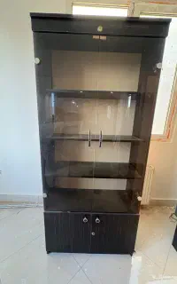 کتابخانه وویترین