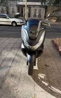 هوندا PCX
