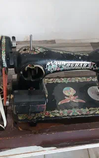 چرخ خیاطی عقاب