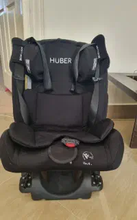 صندلی ماشین کودک برند HUBER