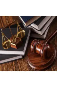 وکیل پایه یک دادگستری
